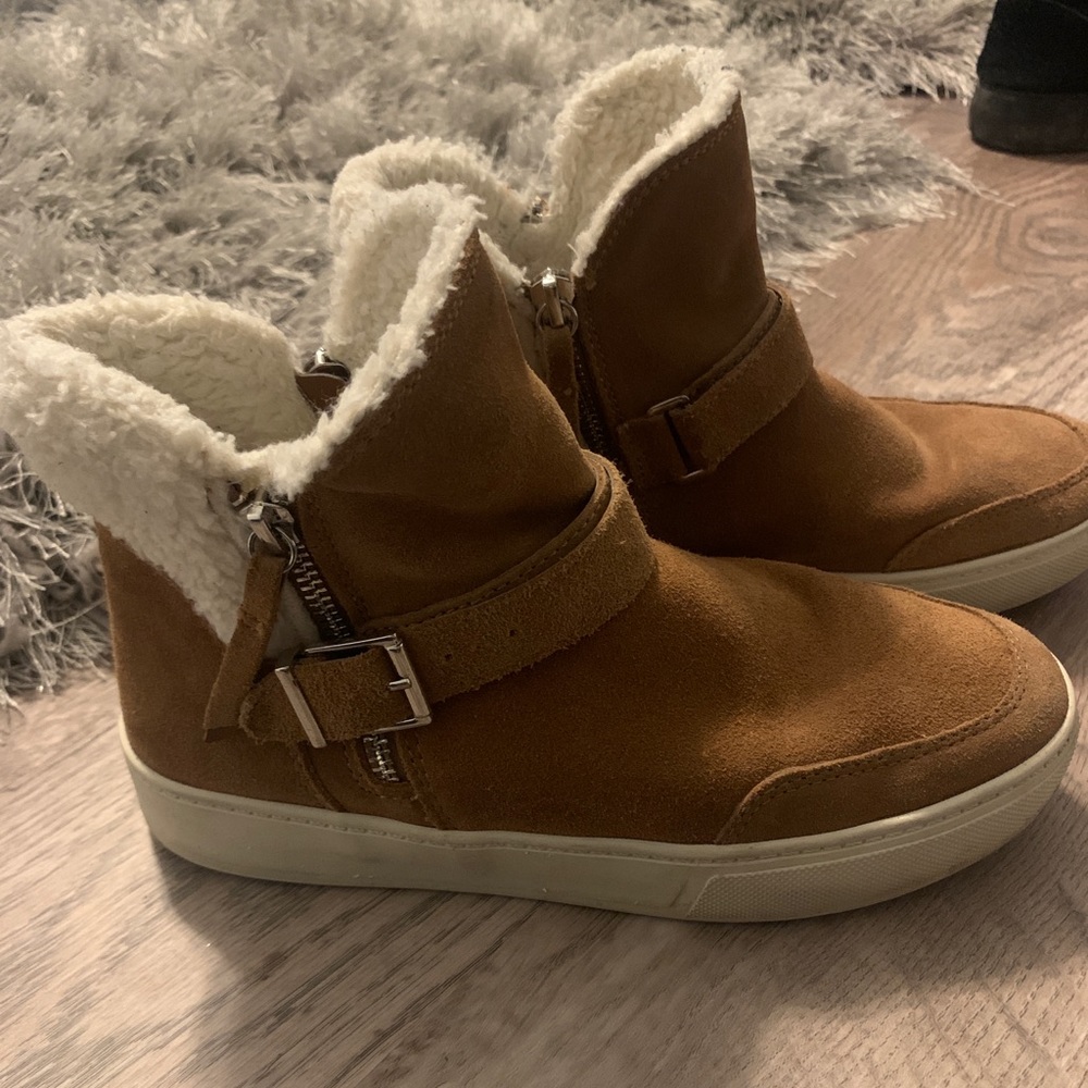 Mark Fisher sneakers